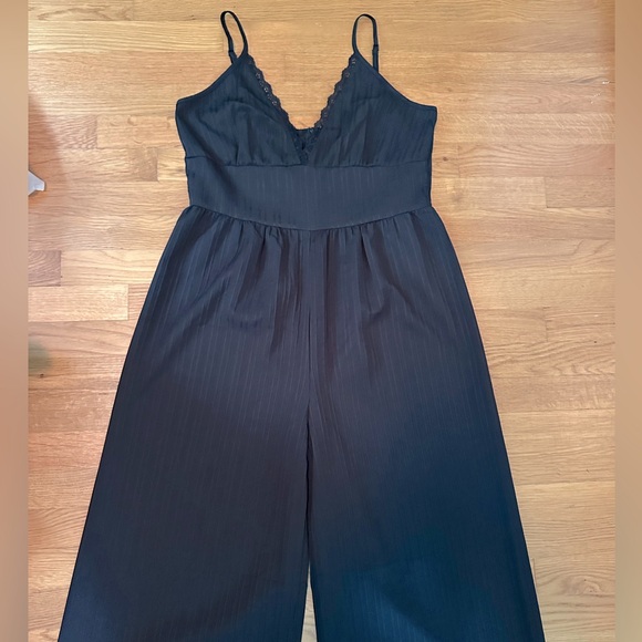 SHEIN Size Large Black Wide-Legged Romper - Picture 2 of 10